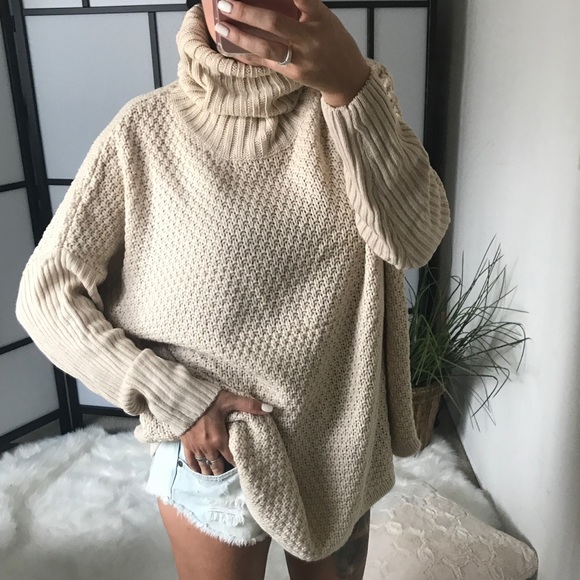 LAST 1๏ธโฃ Remy Cozy Turtleneck Sweater - Picture 2 of 8